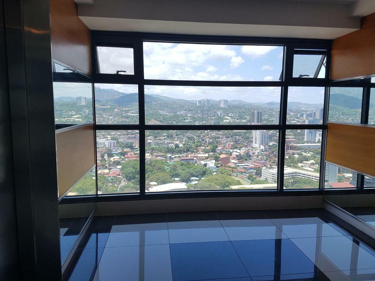 Kc Studio 7 At Horizon 101 Cebu Exterior photo